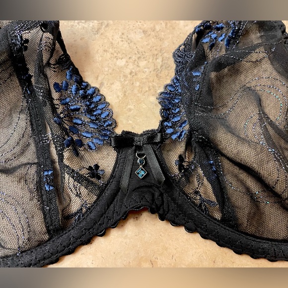 Prima Donna and Chantelle 38D bra bundle - Picture 7 of 12